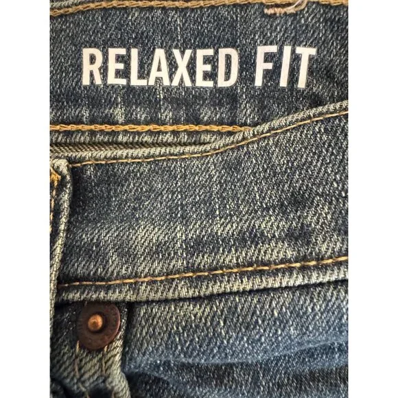 NWT Wrangler 36X34 Mens Relaxed Fit Jeans Blue Denim Classic Style - Picture 3 of 12